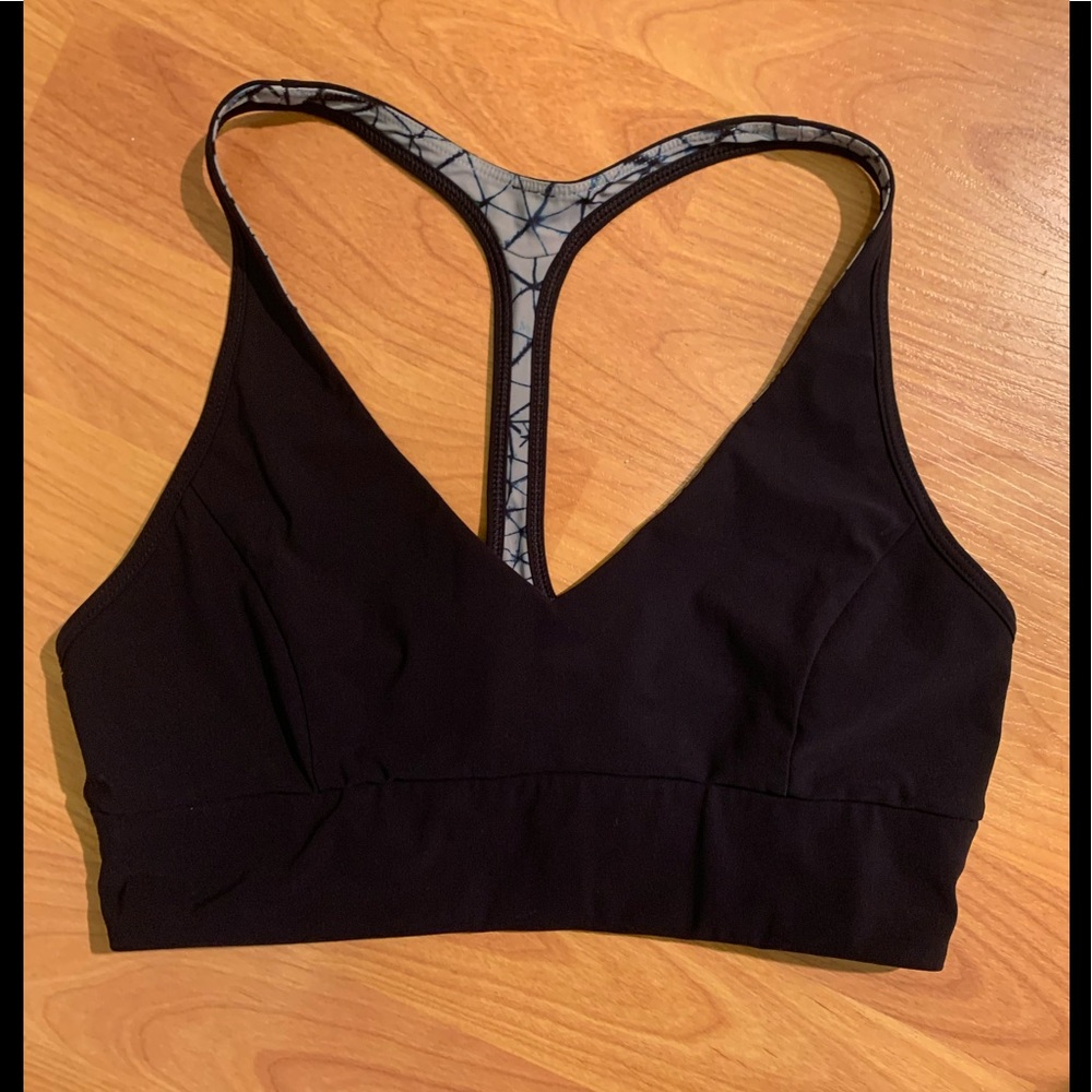 Lululemon navy sports bra reversible
